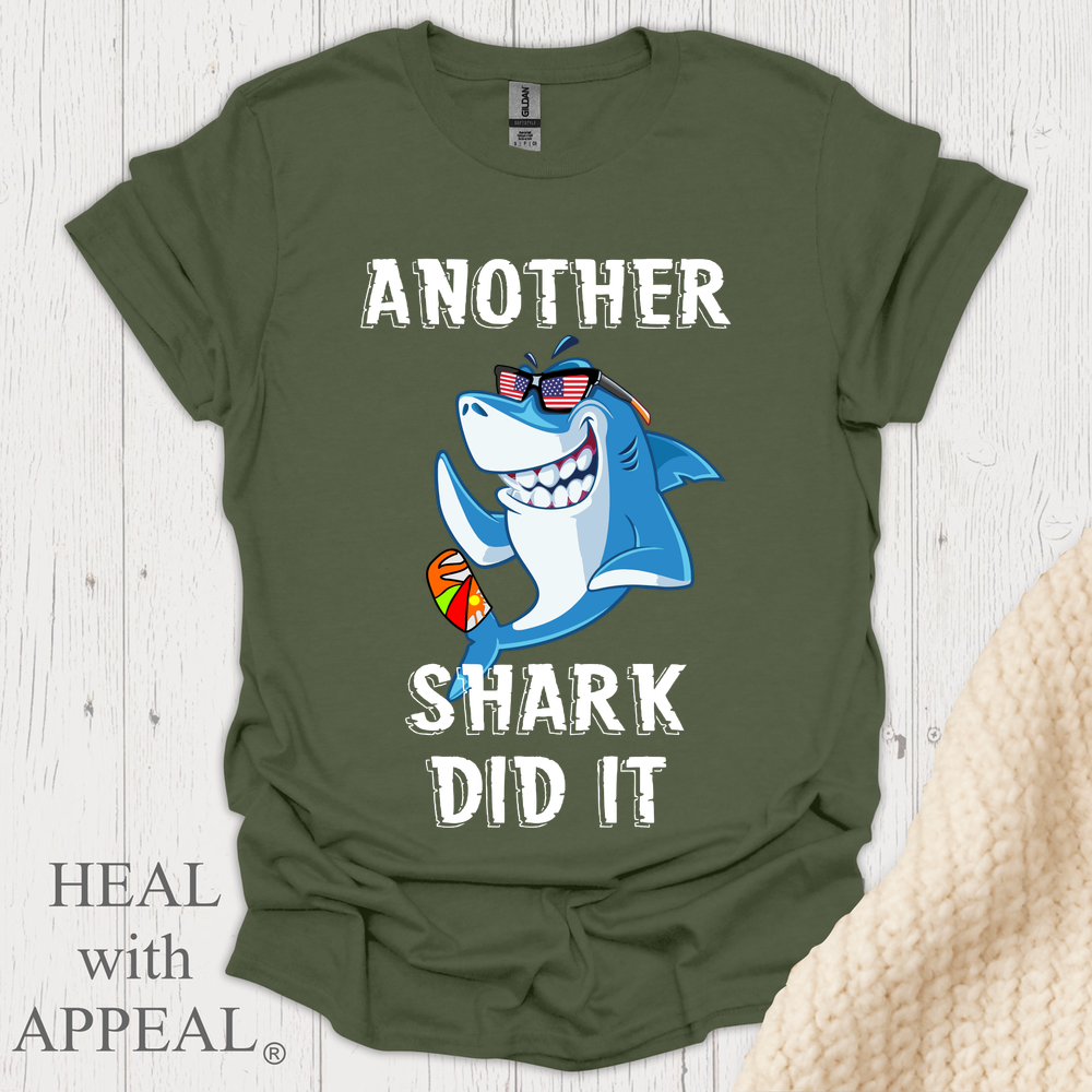 Shark Week V1 Blk Shrt Print Wm - Military Green